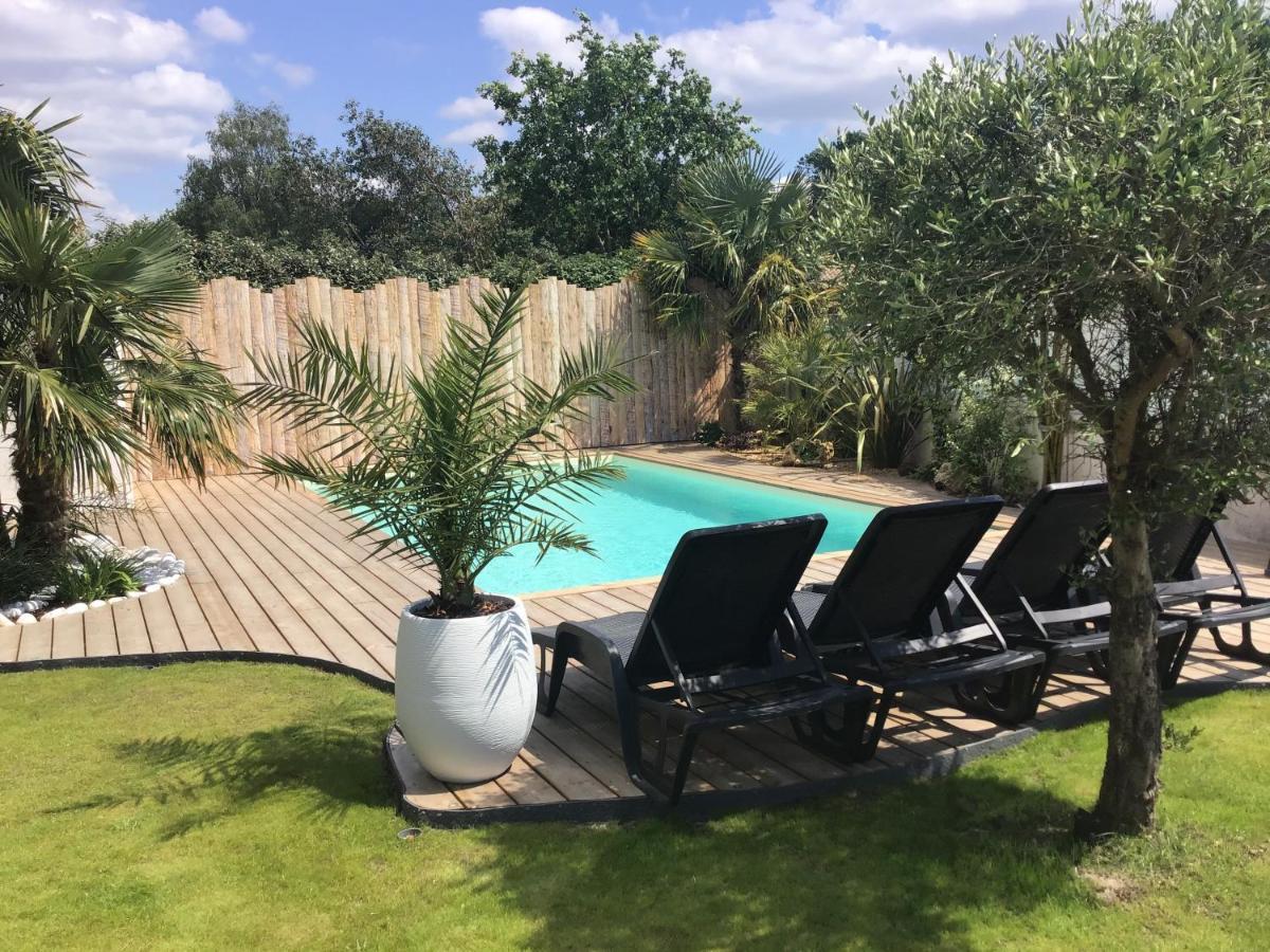 Maison Avec Piscine, Jaccuzi, Hammam A 800 M Du Lac Gastes Exterior foto